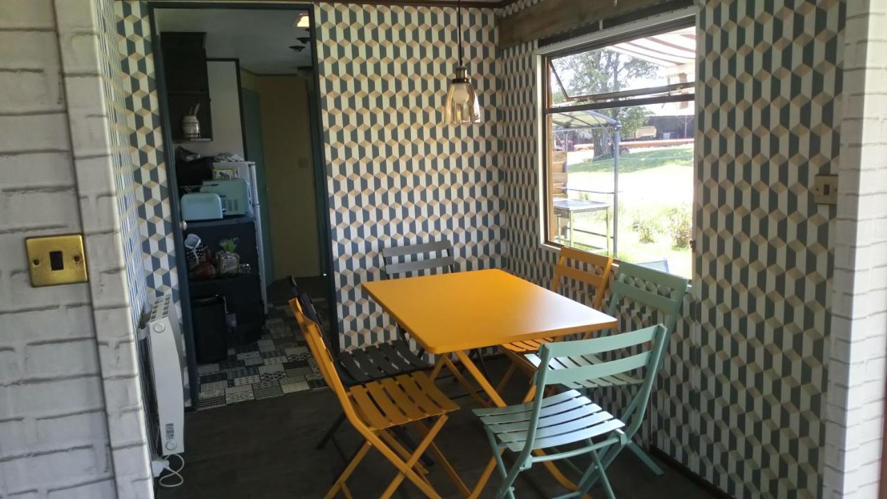 Mobil Home Vintage A La Ferme Des Buttons Rosnay  Εξωτερικό φωτογραφία